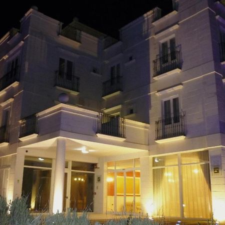 Hotel Madonna Delle Grazie Ceglie Messapica Exteriör bild