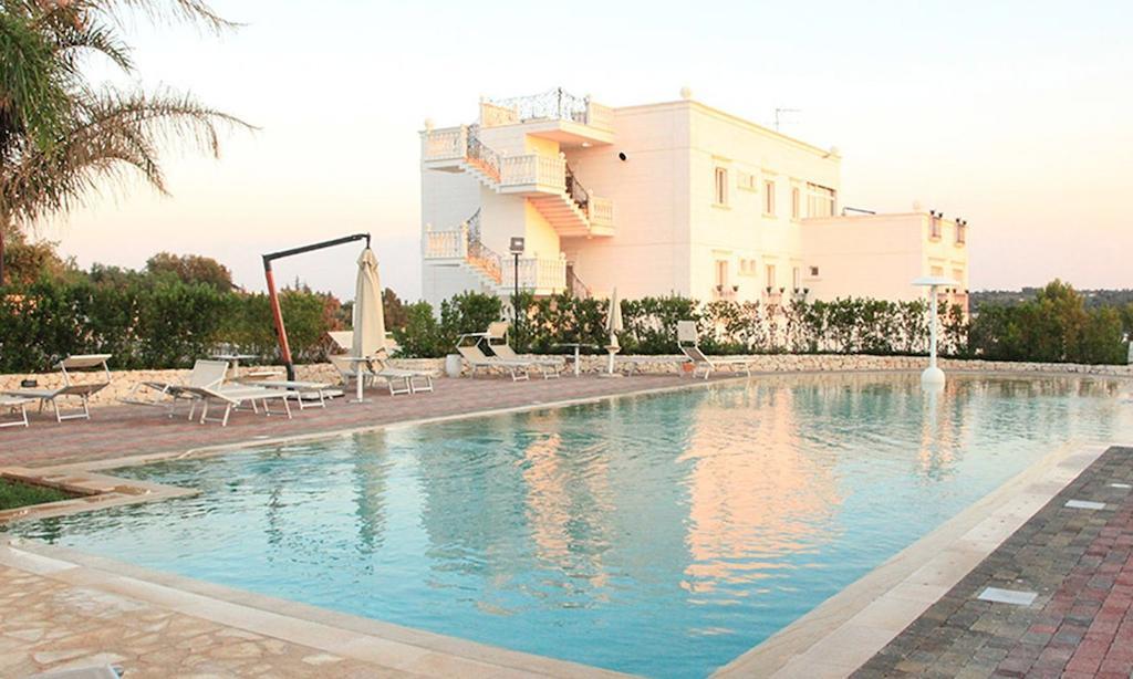 Hotel Madonna Delle Grazie Ceglie Messapica Exteriör bild